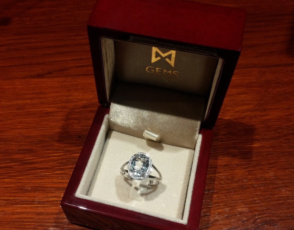 Prsten s diamanty a topazem Briline 3860550-0-54-82