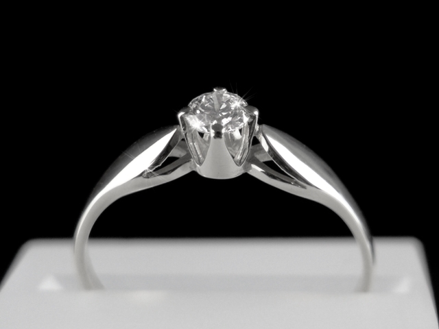 Zásnubní prsten s diamantem Briline 2607