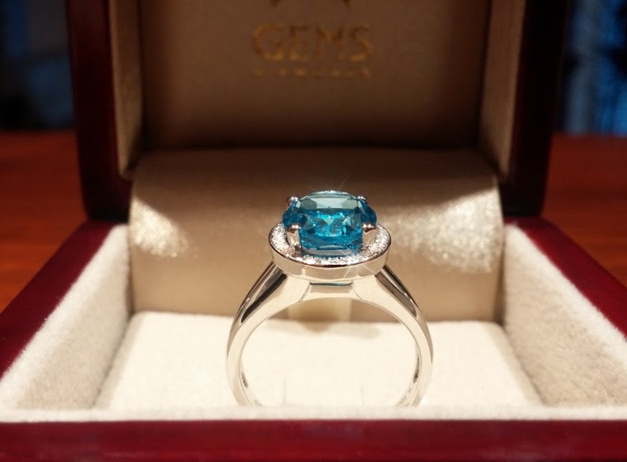 Prsten s diamanty a topazem Briline 386-0540-blue topaz