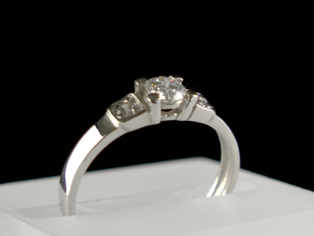 Prsten s diamanty Briline 37507