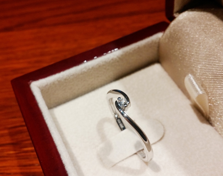 Zásnubní prsten s diamantem, bílé zlato briliant Briliney 3860726-0-50-99