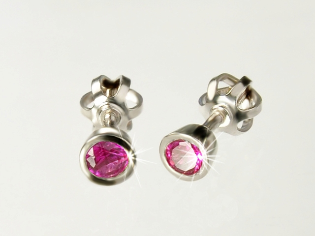 Briline dětské náušnice na šroubek t87