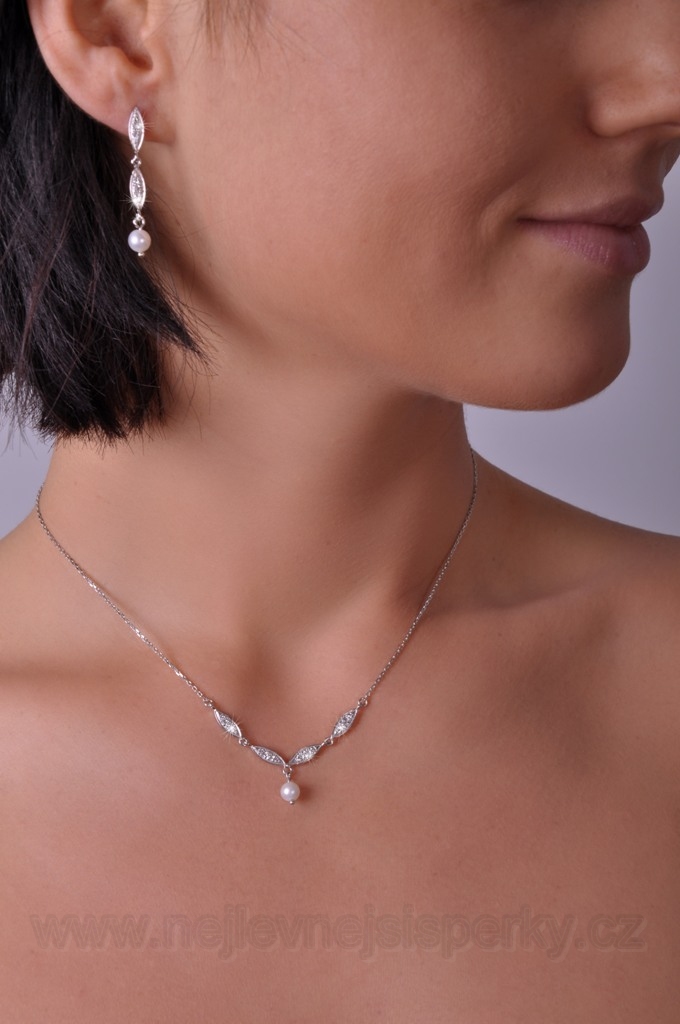 Briliantový náhrdelník s perlou Briline 10307