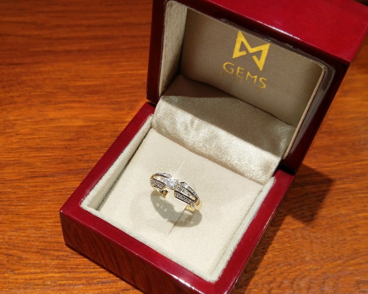 Diamantový prsten GEMS diamonds, žluté zlato 3811233-5-55-99