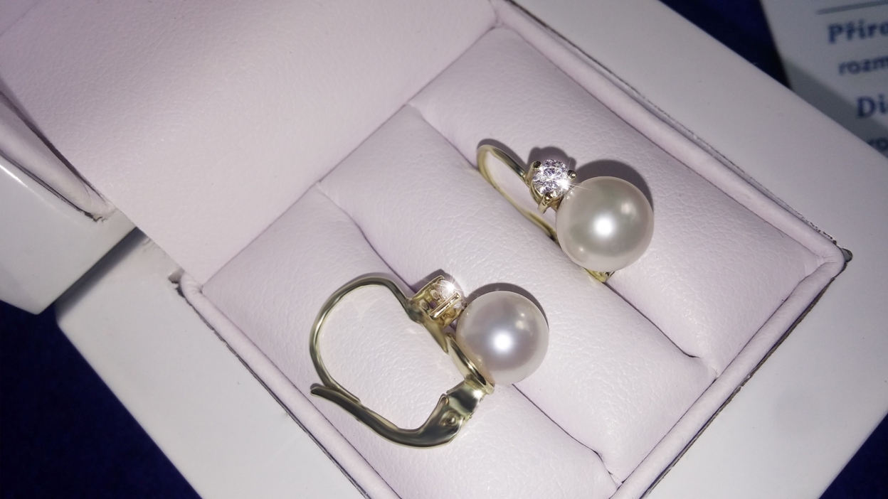 Luxusní náušnice s diamantem a mořskou perlou Briline 10207MP