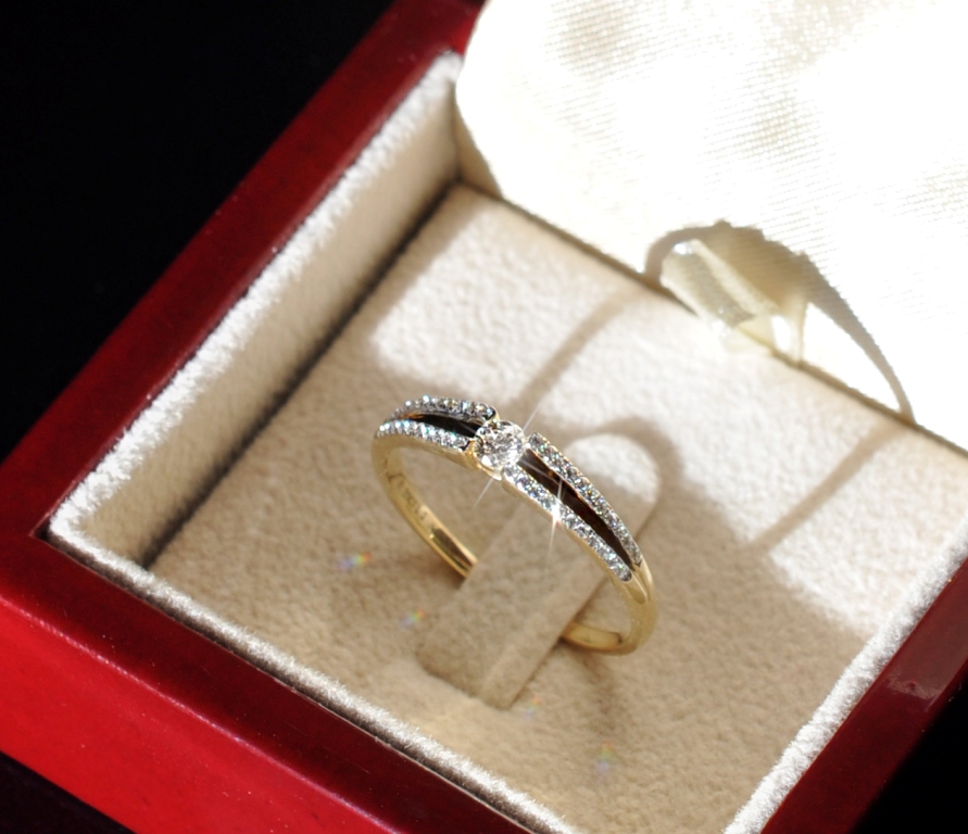 Prsteny s diamanty GEMS diamonds, žluté zlato 3810427-5-50-99