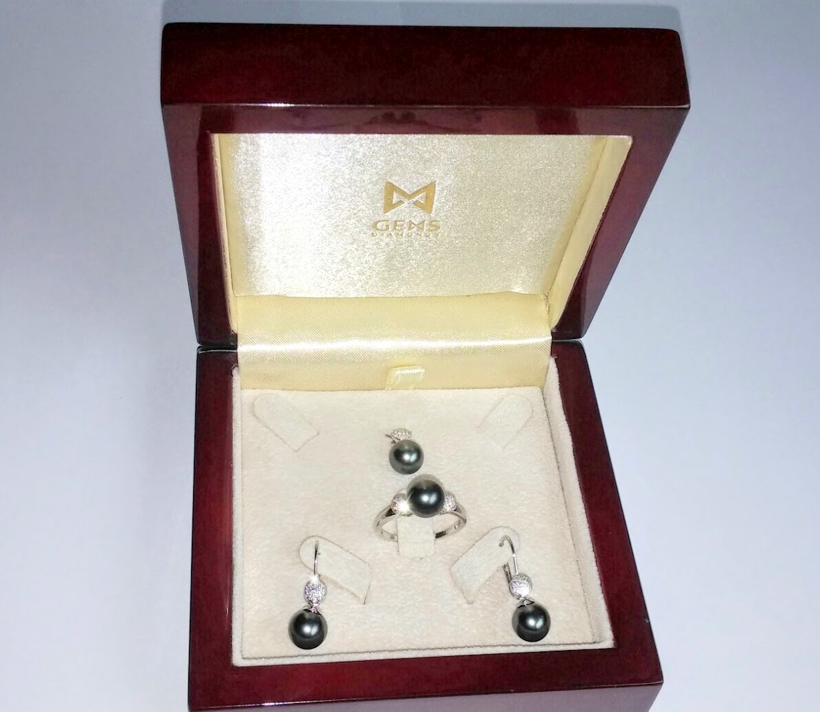 Luxusní náušnice Briline s diamanty a Tahitskou perlou 3880264